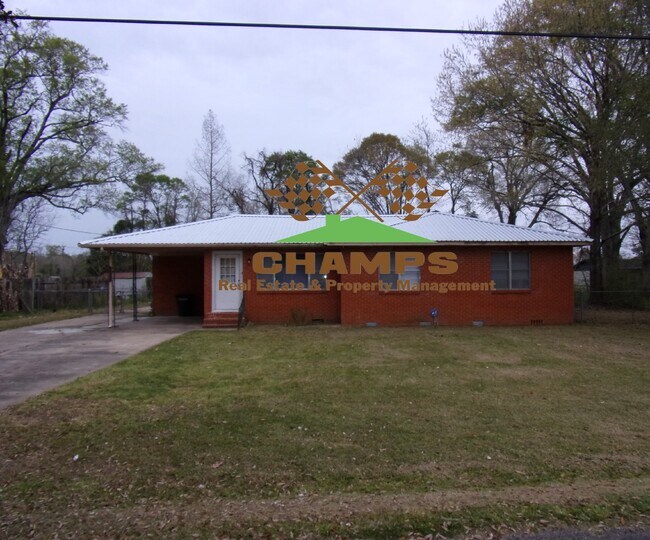 3 -bedroom House for rent in Opelousas - 3 -bedroom House for rent in Opelousas