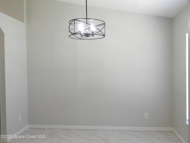 Photo - 441 Brantley St SE