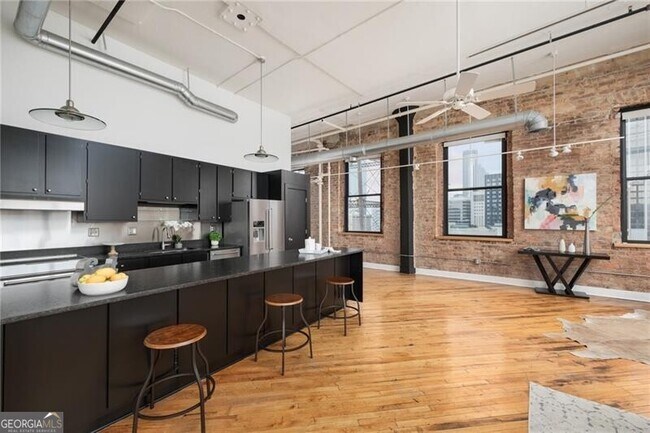 Photo - 87 Peachtree St SW Condo Unit 706