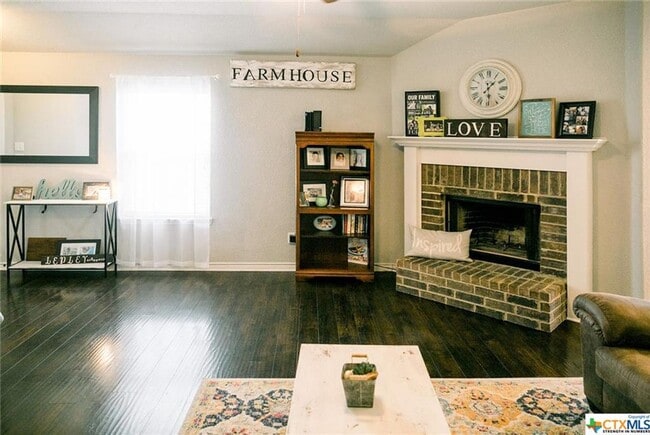 Photo - 2525 Elk Creek St