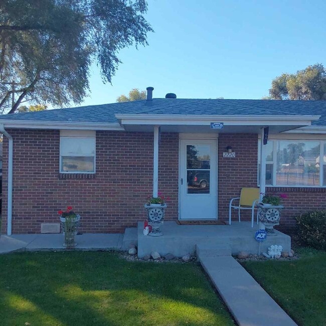 Building Photo - 2220 2nd St