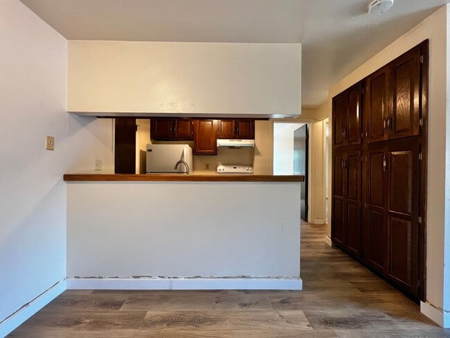 Photo - Mathews634 (KC-DT) Unit C1