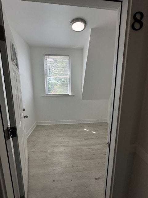 2700 Roslyn Ave Unit 8