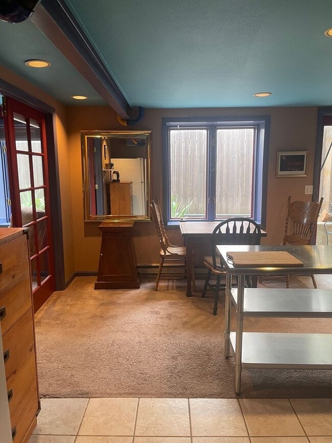 Photo - Furnished 2 Bedroom Garden Level Apartment in Upper Table Mesa Near Bear Creek Park