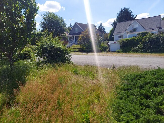 Photo - Charming Tacoma Home on a Peaceful Corner Lot!