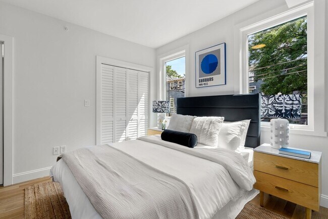 Photo - 76 Webster St Unidad 1