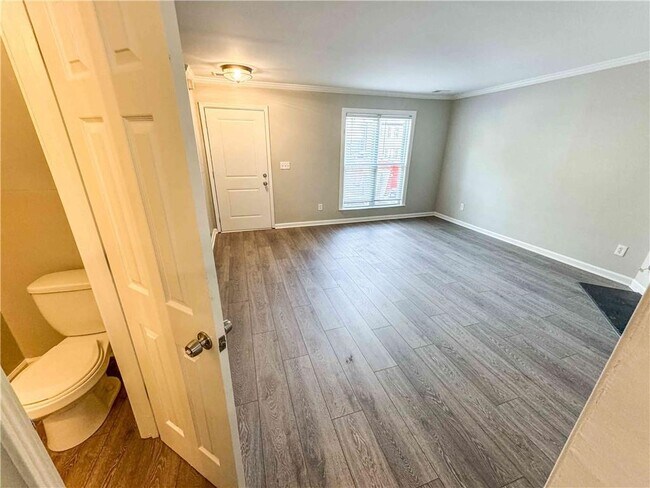 Photo - 3575 Kennesaw Station Dr