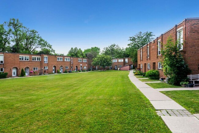 Photo - 150 - 160 Cactus Avenue