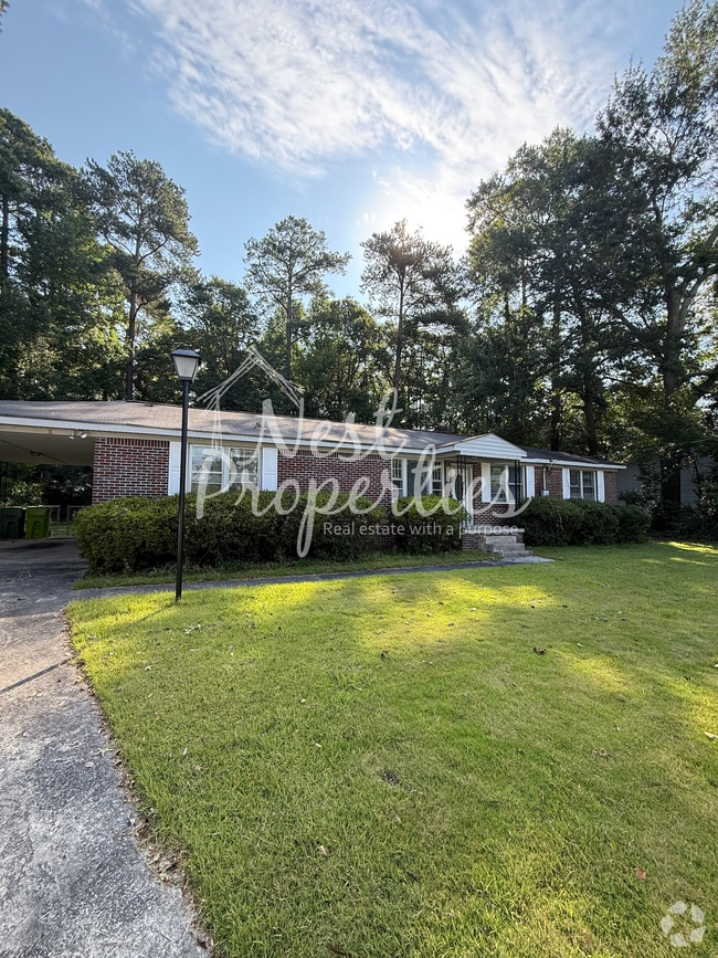 Building Photo - 1826 Horseshoe Dr Rental