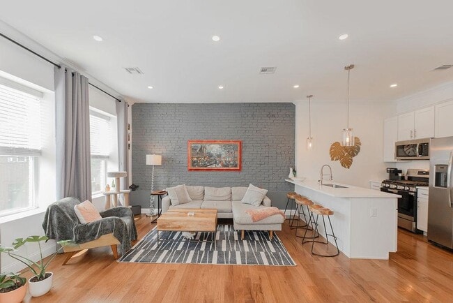 Photo - 966 Summit Ave Condo Unit 2