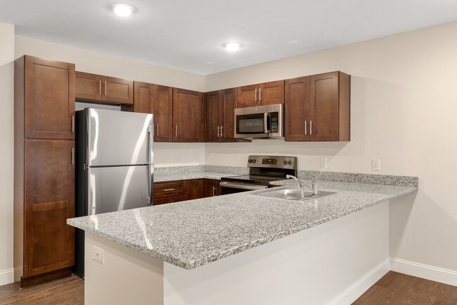 Photo - Beaver Brook Crossing Apartments