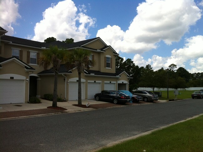 Photo - Heron Cove Apartments