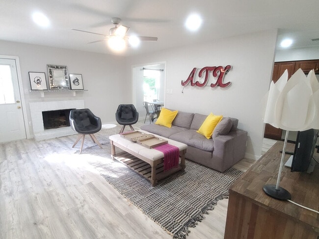 Photo - 2501 Parker Ln Unit SI ID1519908P