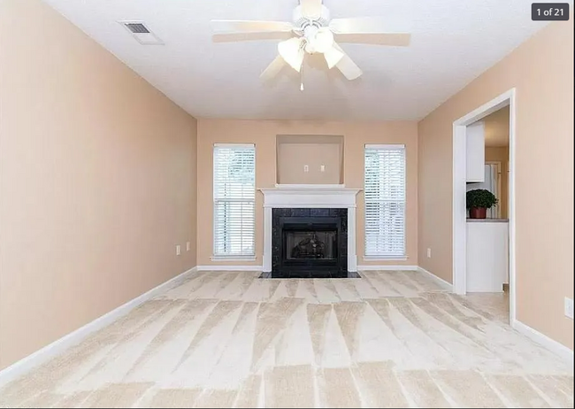 Large Living Room - 1272 Collegian Ter Townhome