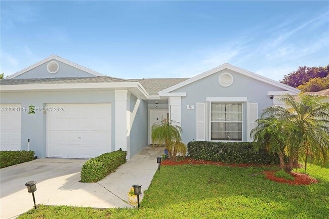 Photo - 527 SE 21st Dr
