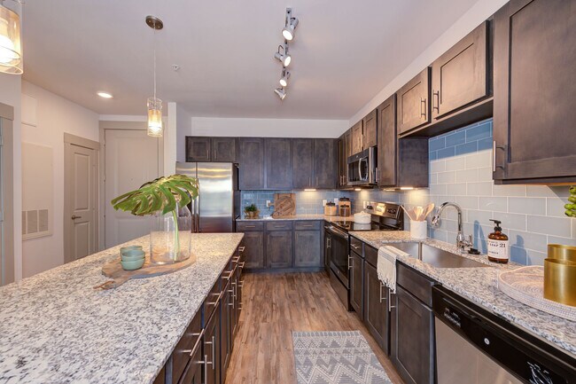 THE REFLECTION AT MONTGOMERY RIDGE apartments — community photo