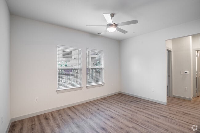 2 habitaciones, 2 baños - 79 m² - Sala de estar - Lofts at Hartsook