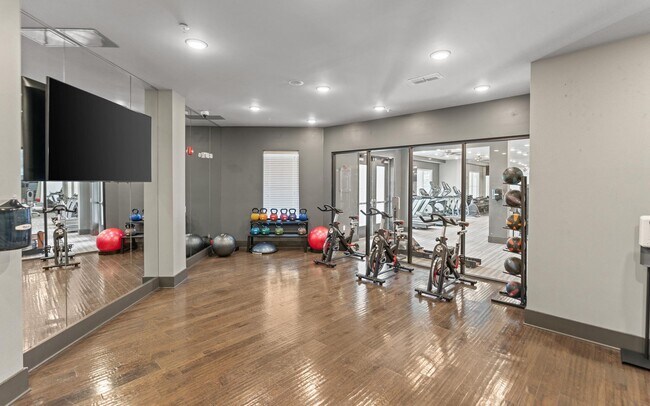 Yoga & Aerobic Center with Crossfit Training at Riverhouse Apartments in Little Rock, Arkansas