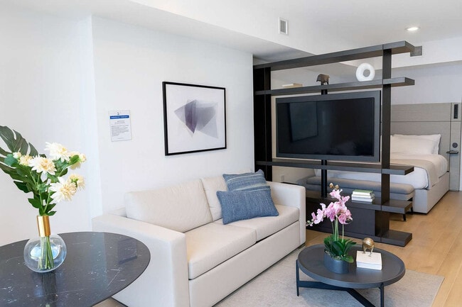 Building Photo - 398 NE 5th St Unit ID1372294P