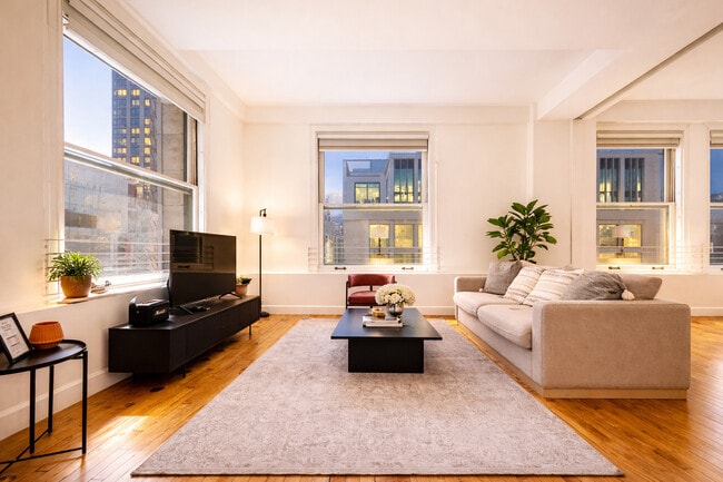 HWH Luxury Living