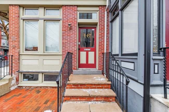 Photo - 147 N 10th St Unit 2