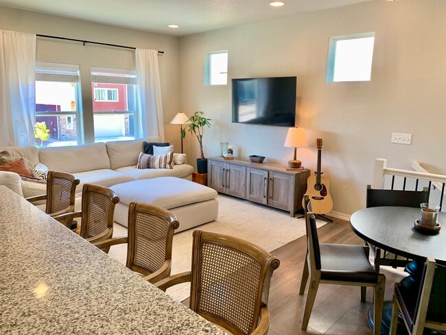 Photo - 713 Grissom Dr