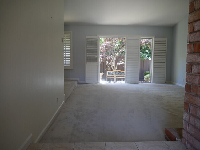 Photo - 5442 Anselmo Ct