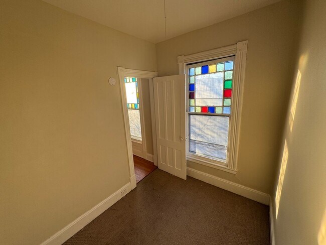 Photo - 560 2nd St Unit 2