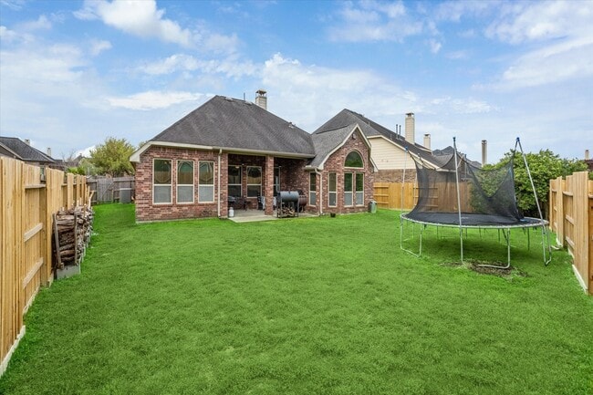 Photo - 2727 Port Mist St