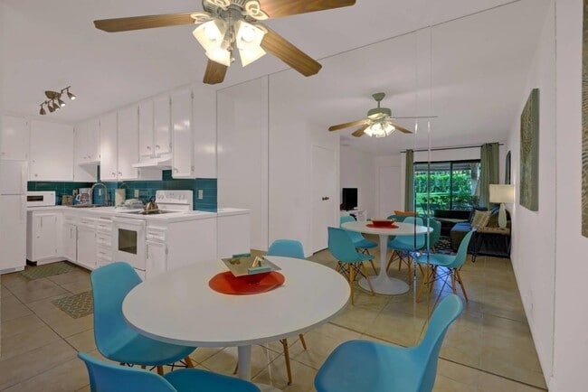 Photo - 680 N Ashurst Ct Unidad 100 Rental
