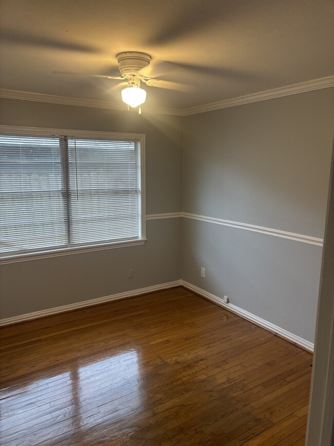 Photo - 206 Maxie St
