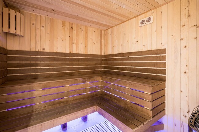 Photo - 1975 Maisonneuve Blvd W Unit 106