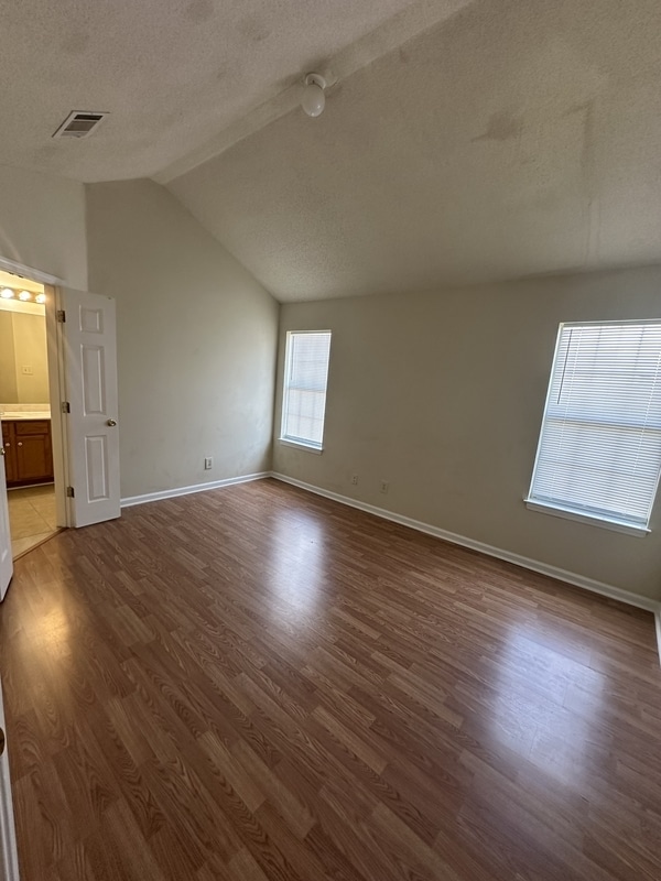 Photo - 7733 Lipscomb Dr