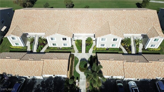 Photo - 5908 Cranbrook Way Unit I103