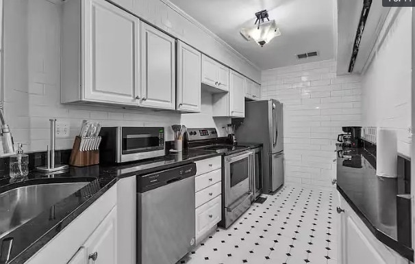 Photo - 448 N Aberdeen St