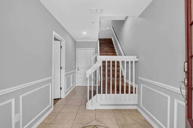 1383 Chatfield Pl