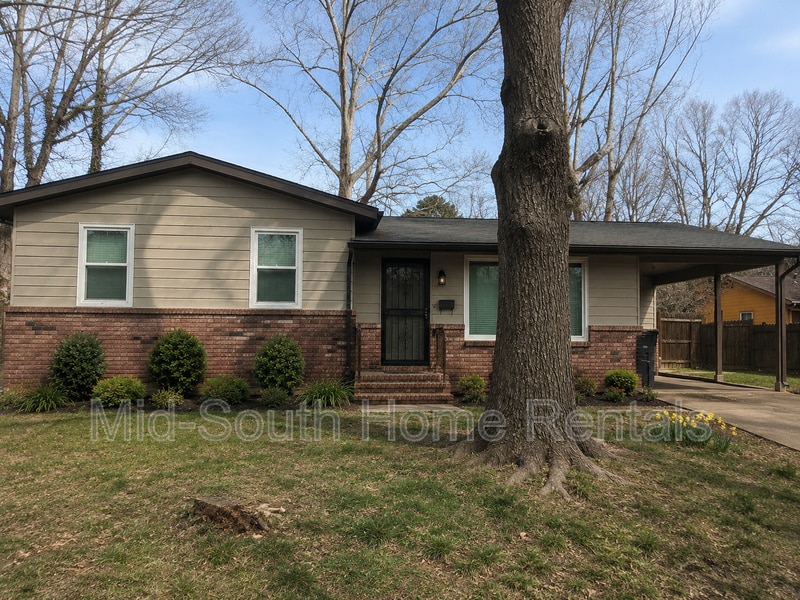 Photo - 3054 Basswood St