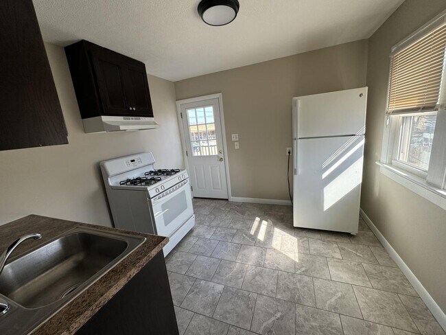 236 S Market St Unit Upper