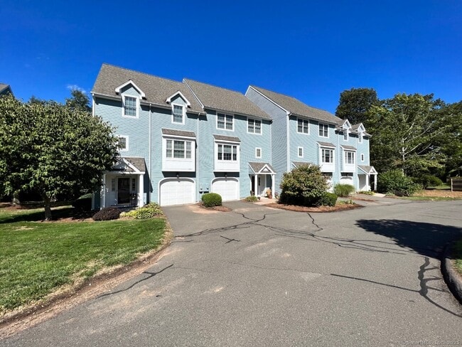 Photo - 49 Overshot Dr Unit 49