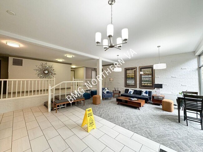 Photo - 200 N Maple Ave