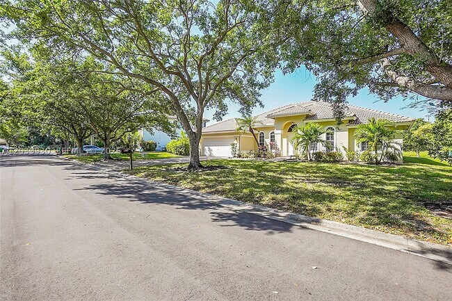 1574 NW 103rd Terrace