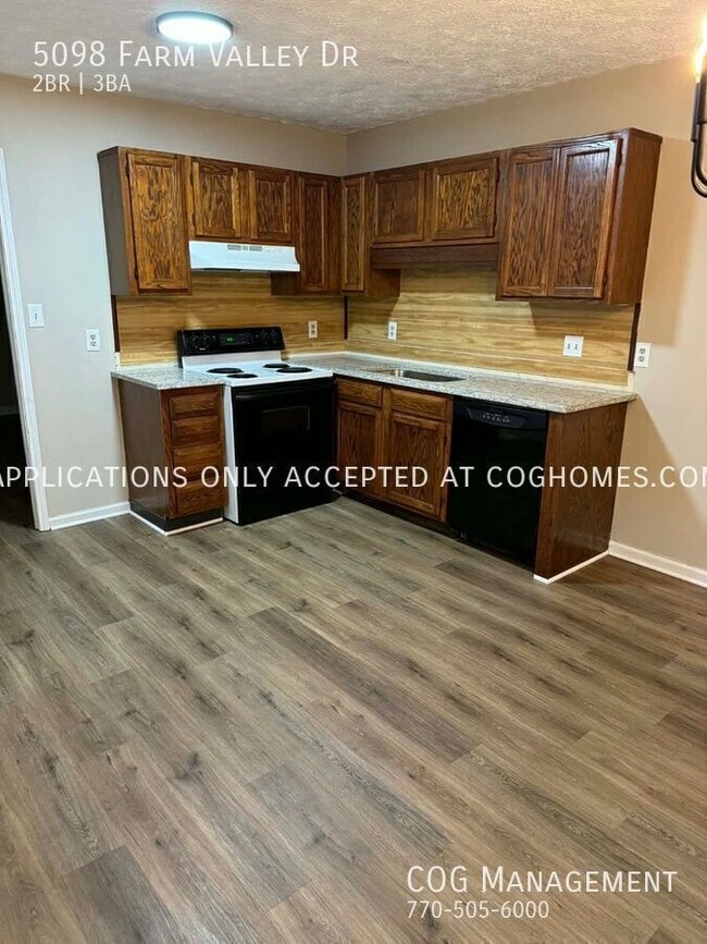 Photo - 5098 Farm Valley Dr NE