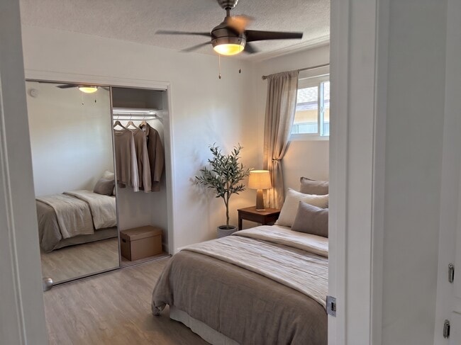 Photo - 14315 Chandler Blvd