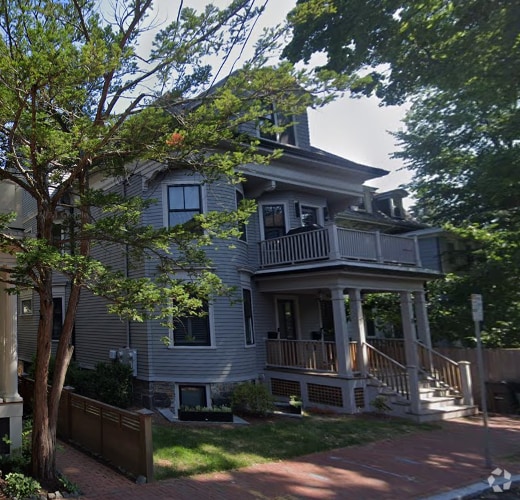 Building Photo - 8A Forest St Rental
