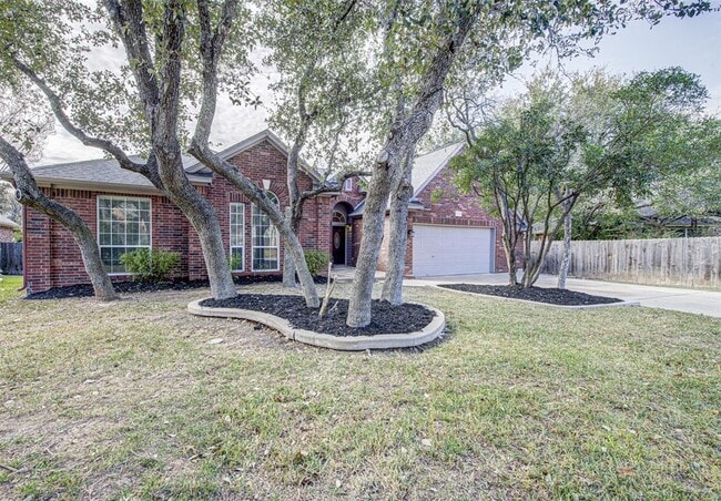 Photo - 6005 Sierra Leon