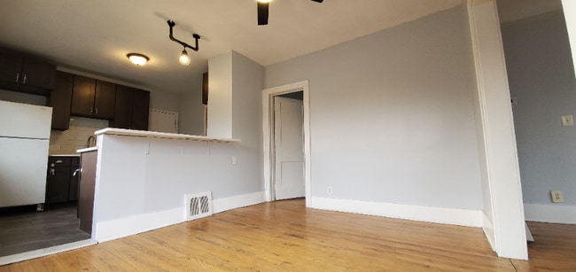 Photo - 351 Edgewood Pl Unit Apt 2