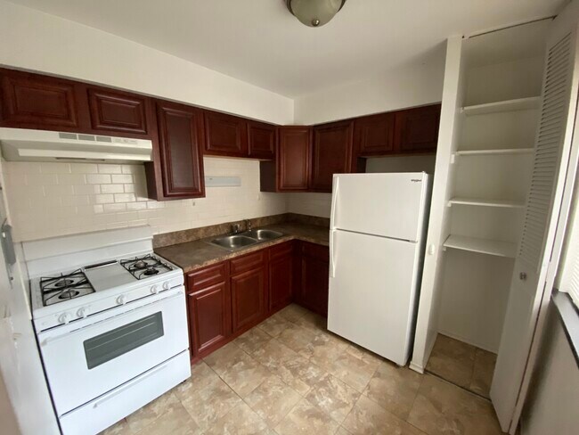 Photo - 736 W Buena Ave Unit 306