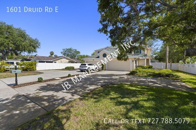 1601 Druid Rd
