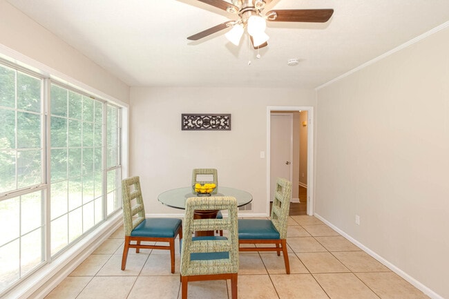 Photo - 3959 Wedgewood Ln