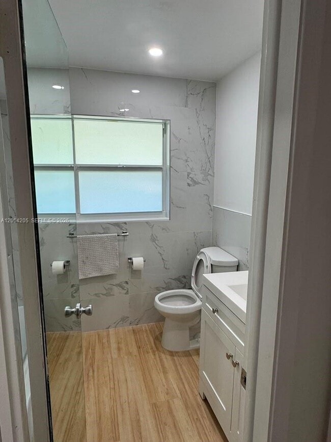 Photo - 700 Layne Blvd Unit 115